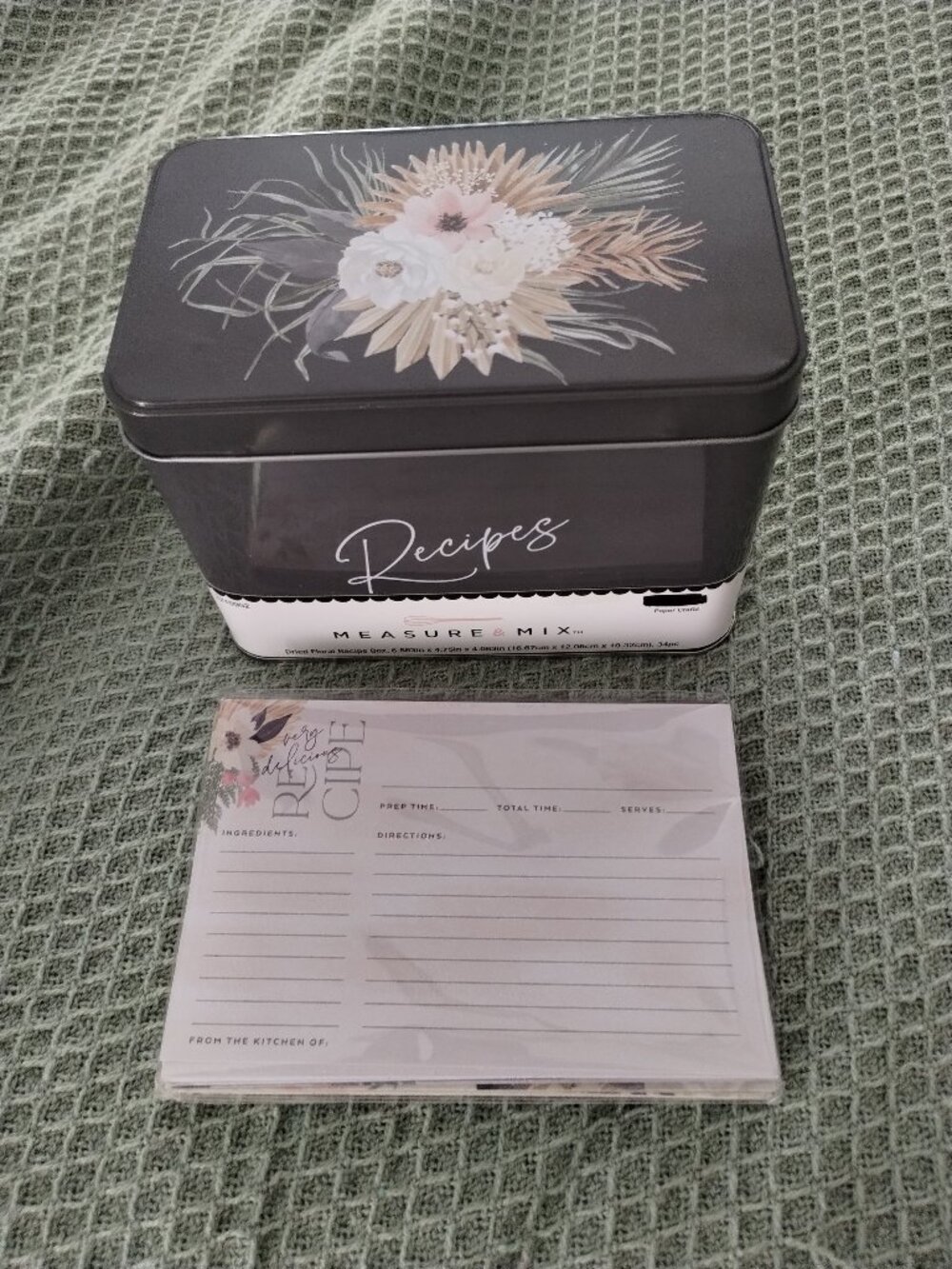 metal floral recipe box with recipe cards